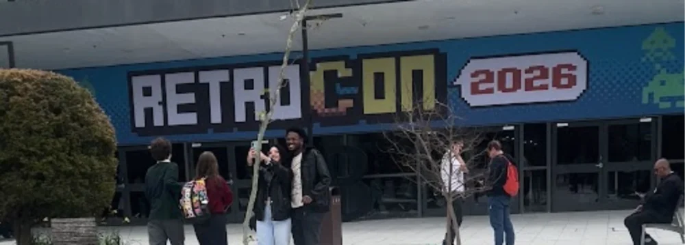 Último dia da Retrocon 2026: veja o que aproveitar antes do encerramento do evento