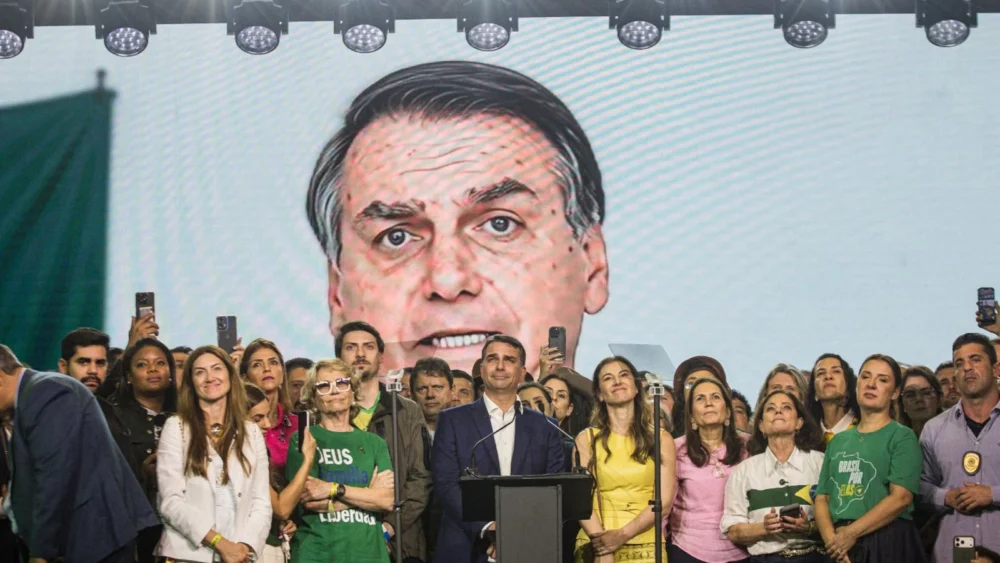 Vídeo de IA com Bolsonaro abre debate sobre a tecnologia nas eleições