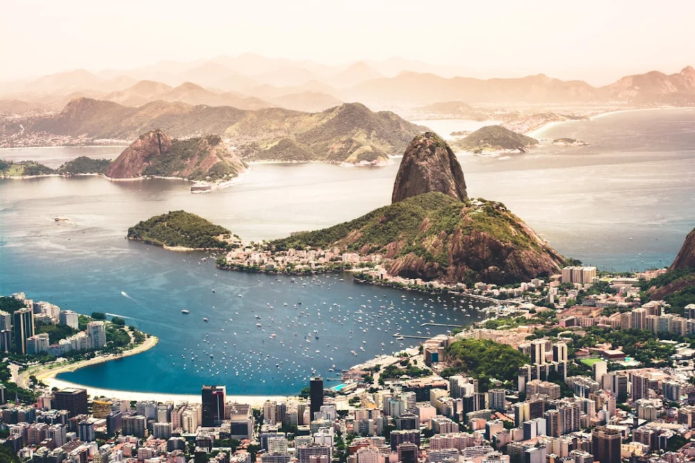Brasil entra na 'ONU da IA' liderada pela China, mas sem EUA e Europa
