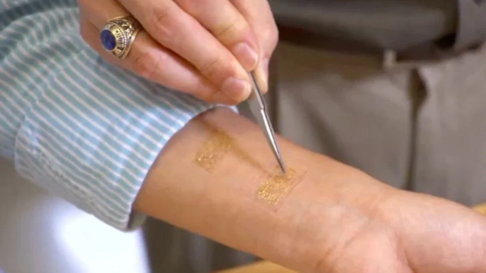 Esta nova tecnologia funciona como uma tatuagem, mas pode mudar a forma como monitoramos a saúde