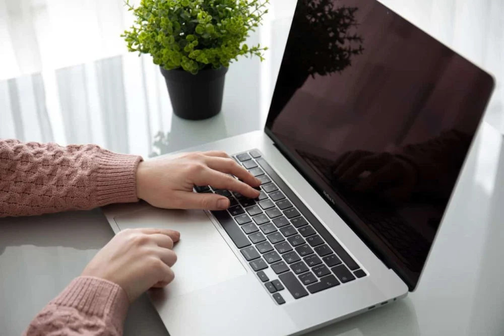 Bola de praia e trackpad travado no Mac? Veja como resolver