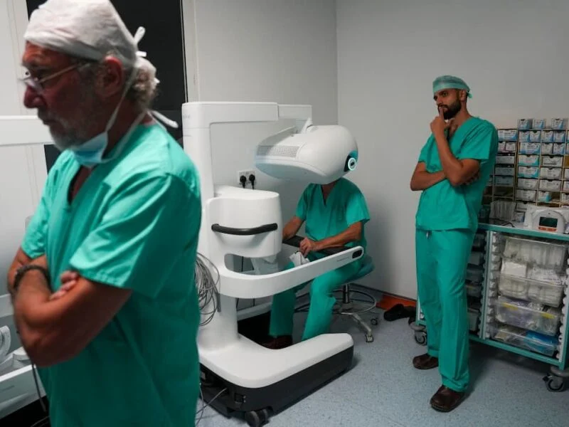 Como formar 'cirurgiões do futuro' no uso de robôs