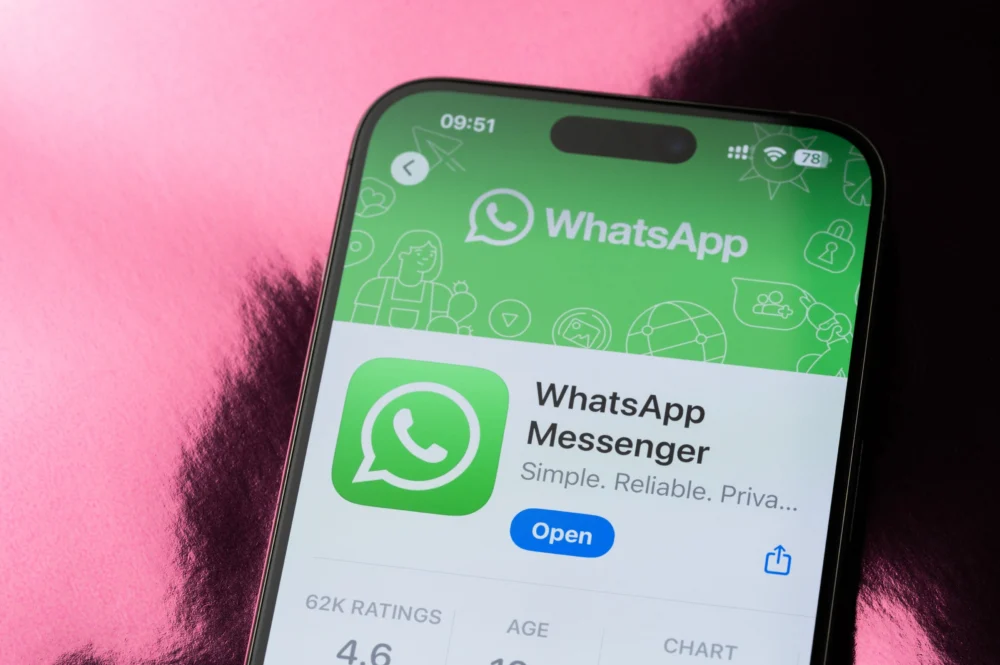 Como salvar uma atualização de status no WhatsApp