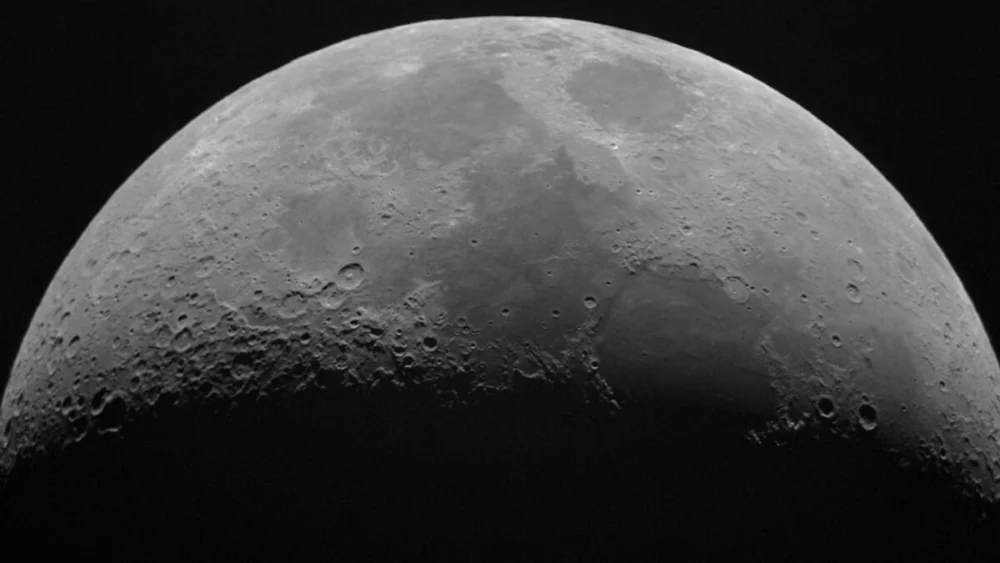 Etapa de foguete da SpaceX pode ter colidido com a Lua, e NASA usará impacto para coletar dados