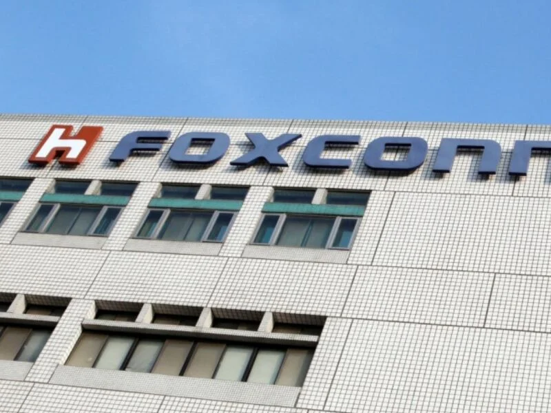 Foxconn: vendas de hardware de IA impulsionam lucro acima do esperado