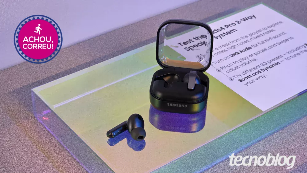 Galaxy Buds 4 Pro com áudio de alta fidelidade tem 21% OFF em oferta