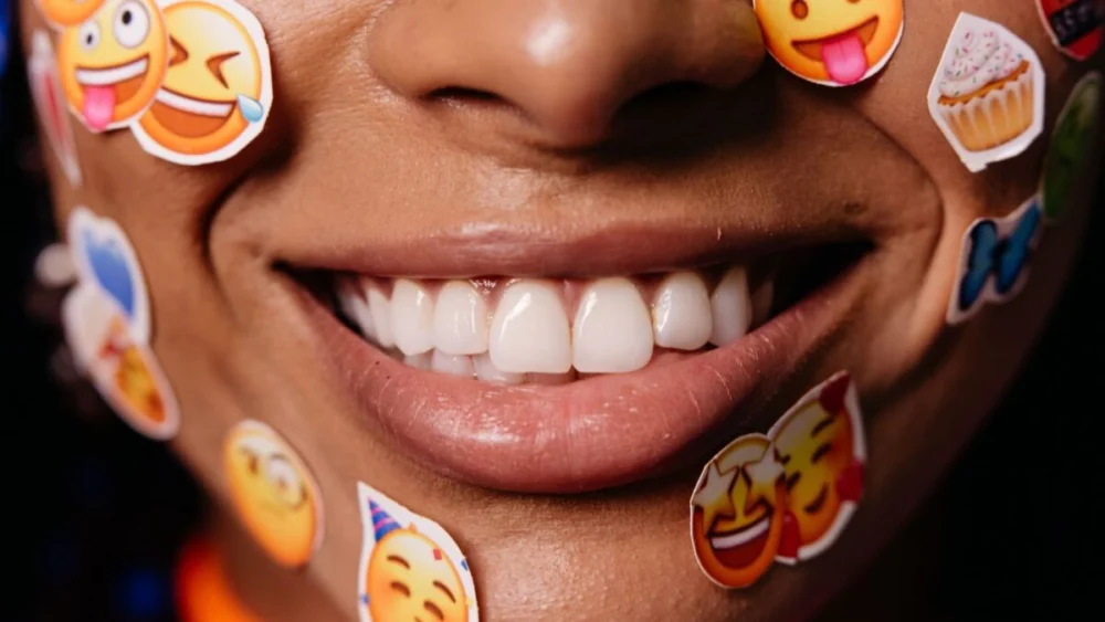 Google prepara uma pequena mudança no Android que pode acabar com uma das partes mais irritantes de escolher emojis