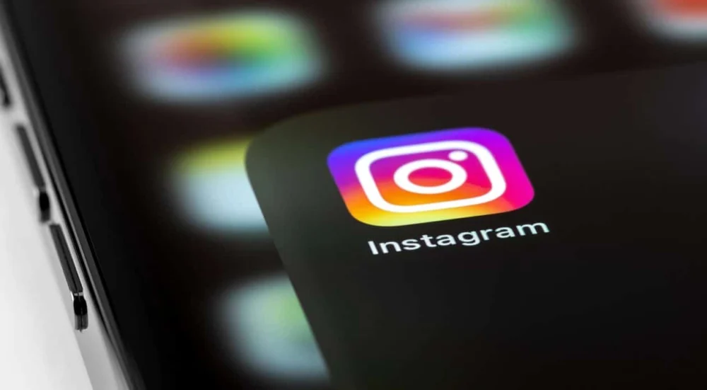 Instagram: como pré-visualizar mensagens e personalizar as fontes em uma conversa