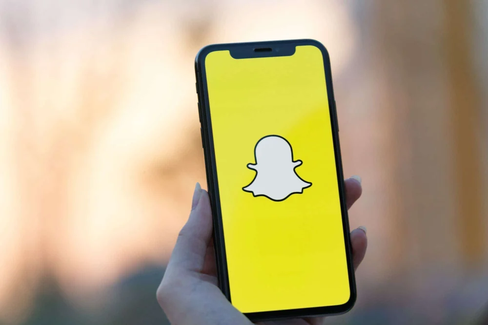 Por que Snapchat, YouTube e LinkedIn declararam guerra ao ‘lixo de IA’?