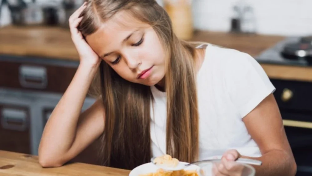 Por que adolescentes sentem vontade de experimentar comidas que acabaram de ver no TikTok
