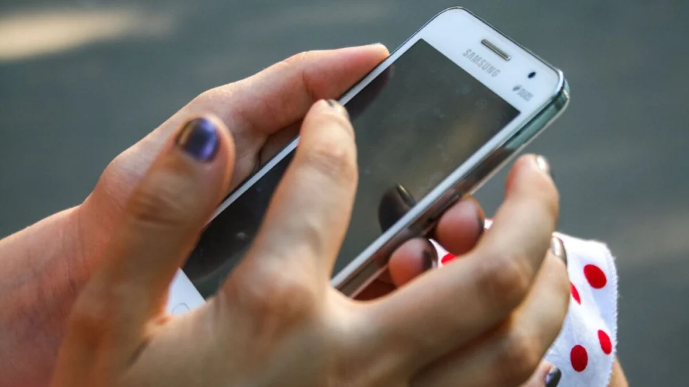 Seu celular pode recuperar uma conexão lenta em segundos e o truque é mais simples do que parece