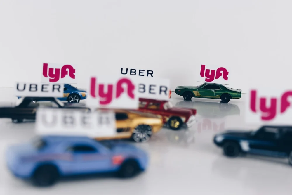 Uber leva multa de R$ 5 bi na Europa por 'desligar' motoristas com algoritmo