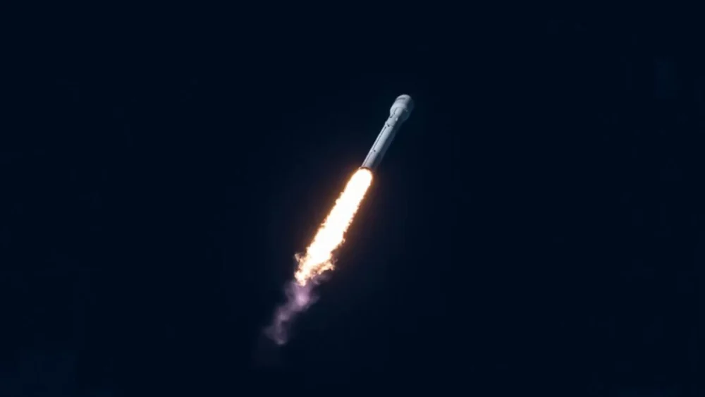 Um pedaço de foguete da SpaceX vai atingir a Lua e os cientistas mal podem esperar por esse momento