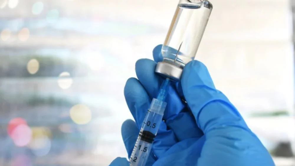 Vacina de mRNA contra melanoma da Moderna e Merck alcança resultado histórico