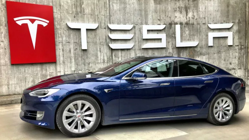 Tesla acaba de alcançar uma marca histórica que mostra o tamanho de sua transformação na indústria automotiva