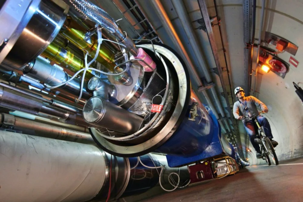 A antimatéria cai para cima? O que o CERN realmente conseguiu medir