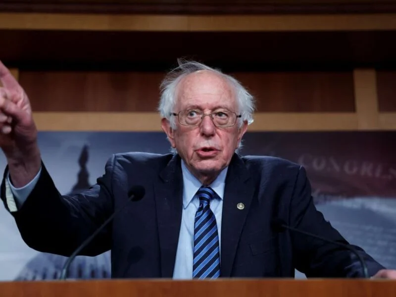 EUA: Sanders apresenta projeto para frear superinteligência artificial e criar agência de IA