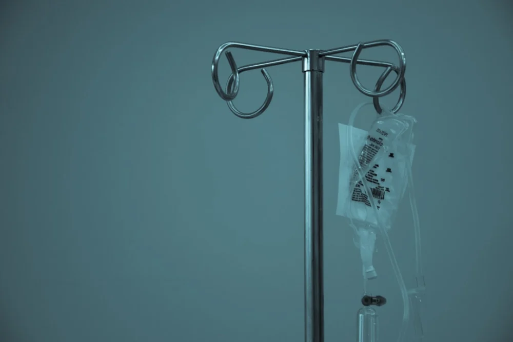 Enfermeiros com 'superpoderes'? Exoesqueleto ajuda a erguer pacientes