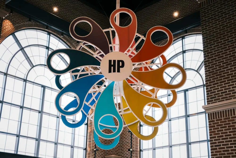 HPE eleva previsão para o ano impulsionada por IA