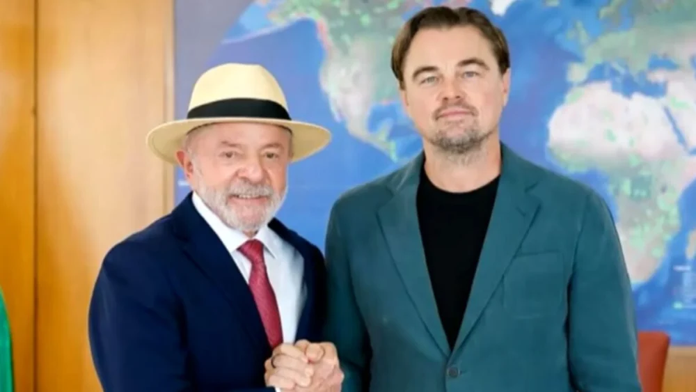 Leonardo DiCaprio chegou ao Brasil para falar da Amazônia enquanto outra riqueza coloca o país diante de uma escolha decisiva