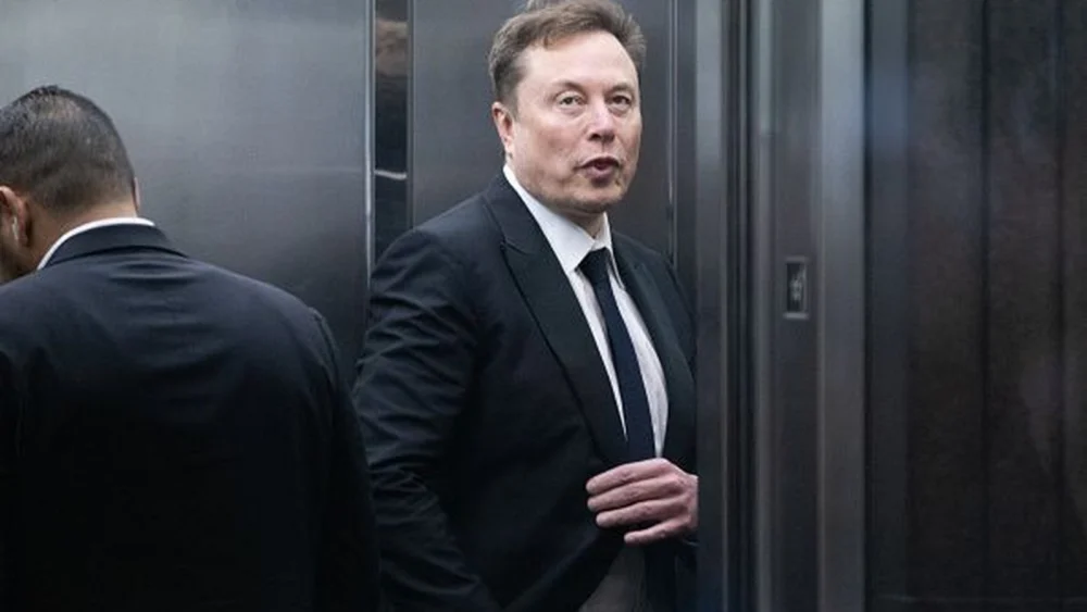 Musk não consegue impedir lei contra apps de tirar a roupa nos EUA