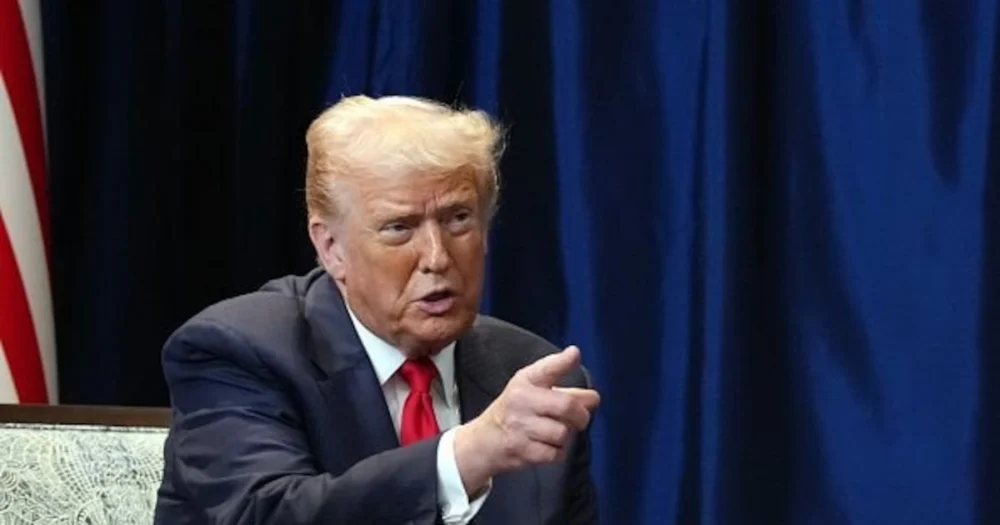 Trump encontra Dario Amodei, da Anthropic, em meio a debates sobre IA