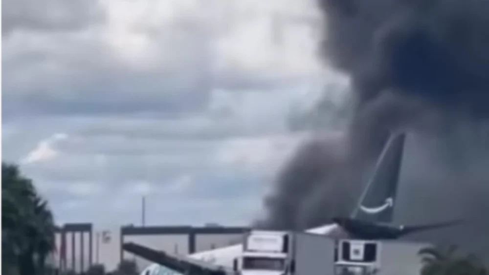 Um Boeing 767 saiu da pista em Miami e deixou autoridades diante de várias perguntas