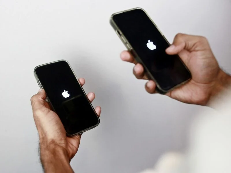 Um número só em dois iPhones 