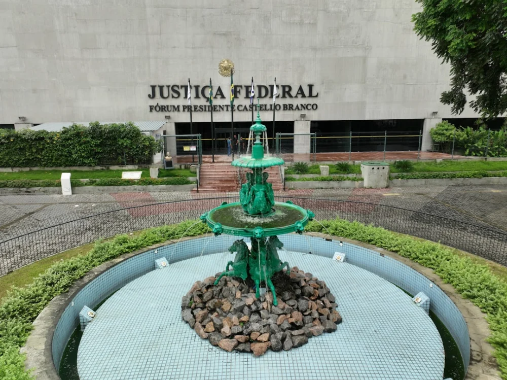 xAI perde ação judicial para impedir proibição de imagens de nudez feitas por IA
