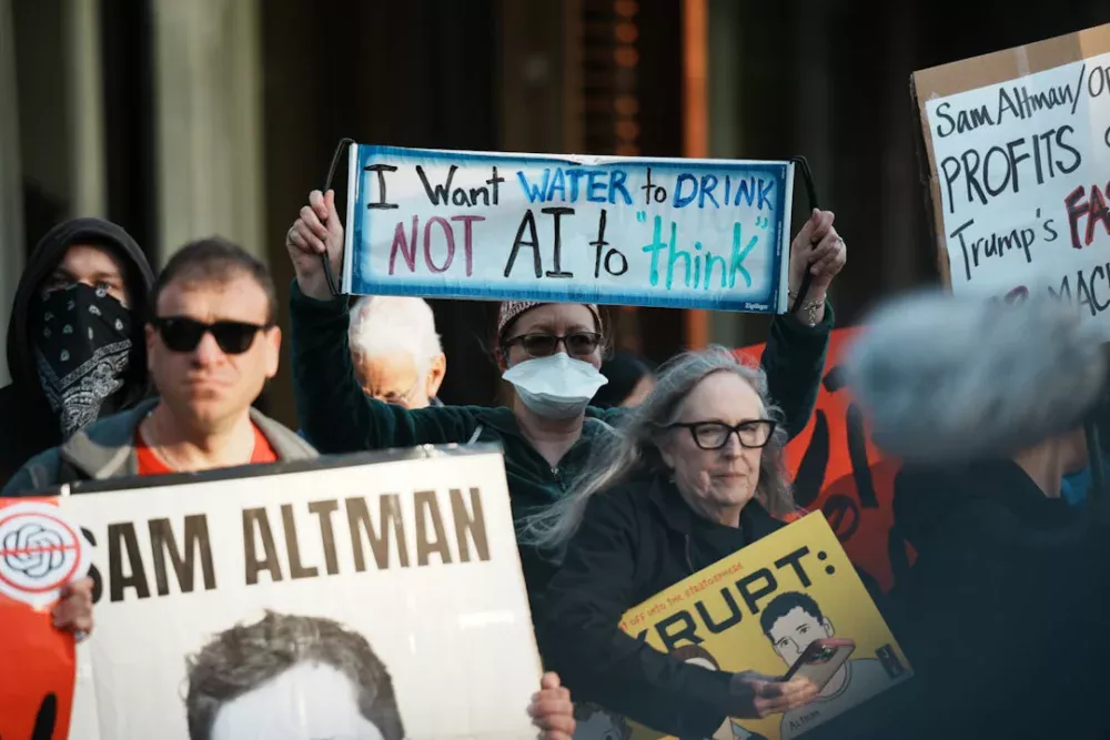 Altman e Musk concordam com CEO da Anthropic sobre desacelerar desenvolvimento da IA