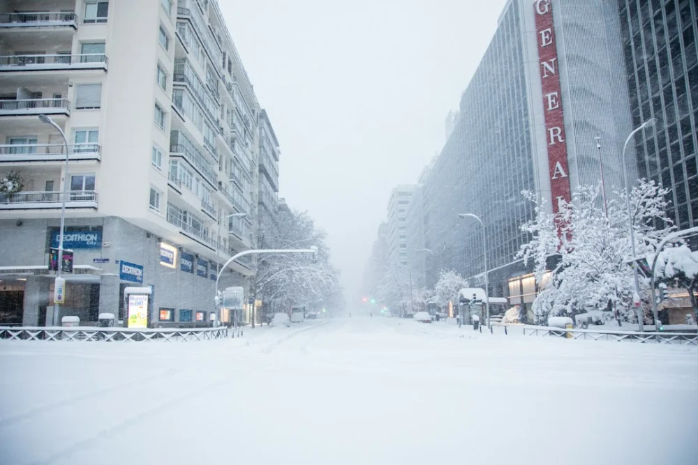 A cidade onde o frio chega perto de -72 °C e o Sol aparece por apenas três horas no inverno