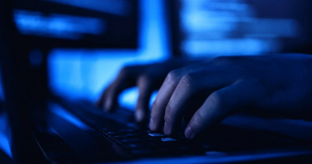 Criminosos abusam de falha no WinRAR para espionar governos e órgãos públicos