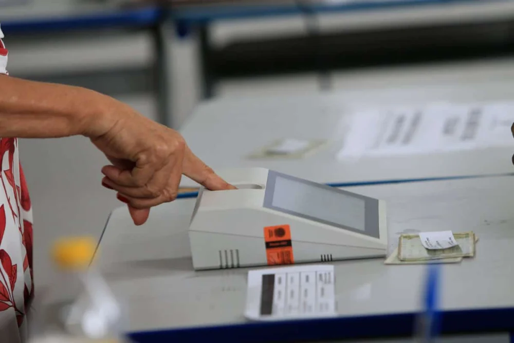 Eleições 2026: É possível votar sem biometria cadastrada?