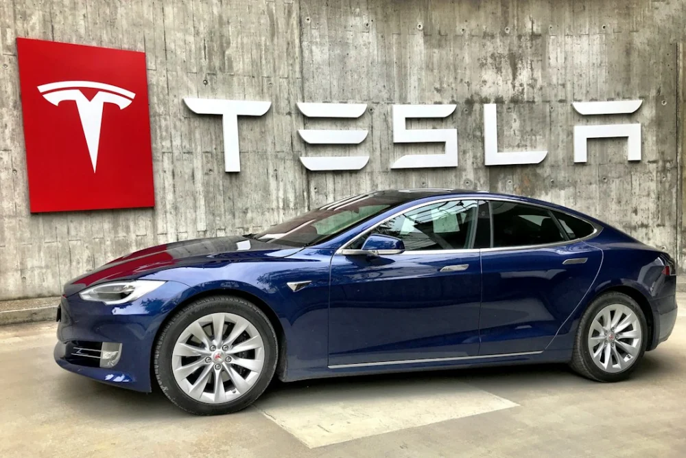 Elon Musk prevê uma mudança radical no futuro: o dinheiro pode deixar de ter valor