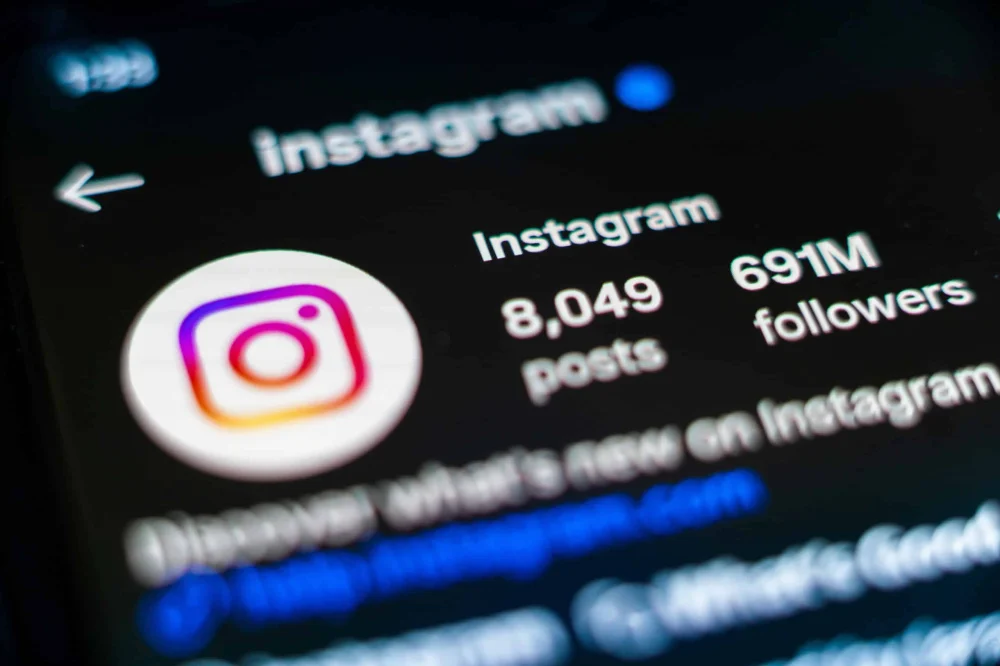 Entenda por que sua busca no Instagram retorna mensagem sobre abuso sexual infantil