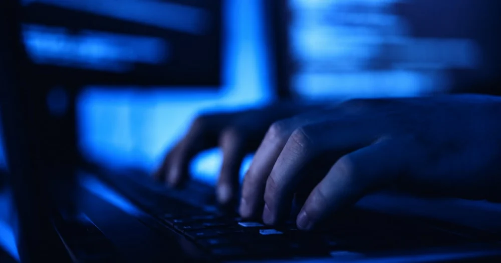 Falha crítica no Python expõe servidores a invasão e execução remota de códigos