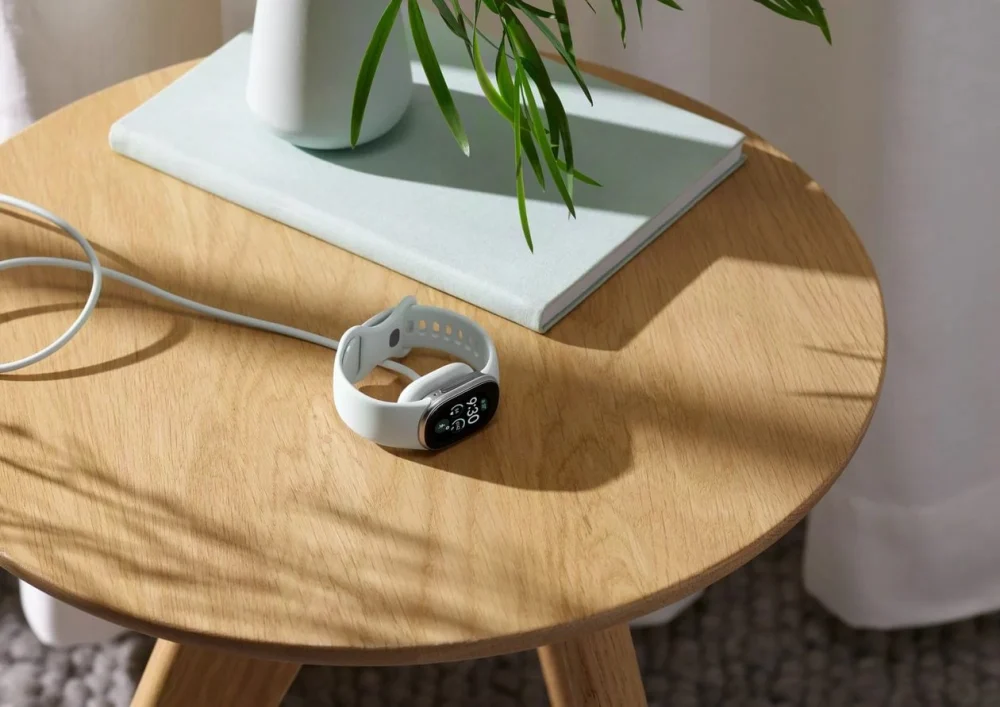 Google anuncia pulseira modular Fitbit Edge e novidades em monitoramento de saúde