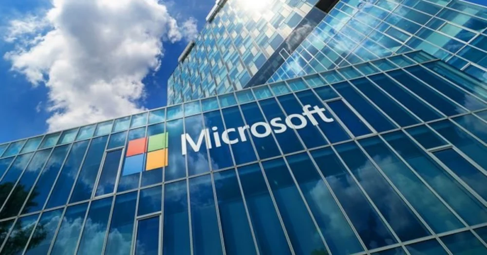 Governo dos EUA alega ‘abuso’ e suspende programa de vistos da Microsoft e outras empresas