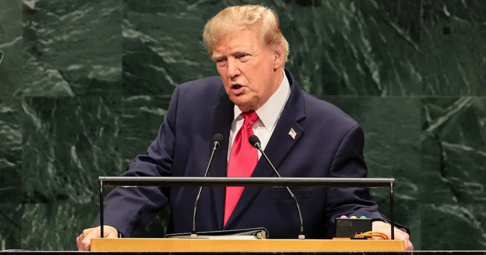 IA de novo site do governo dos EUA contradiz alegações de Trump