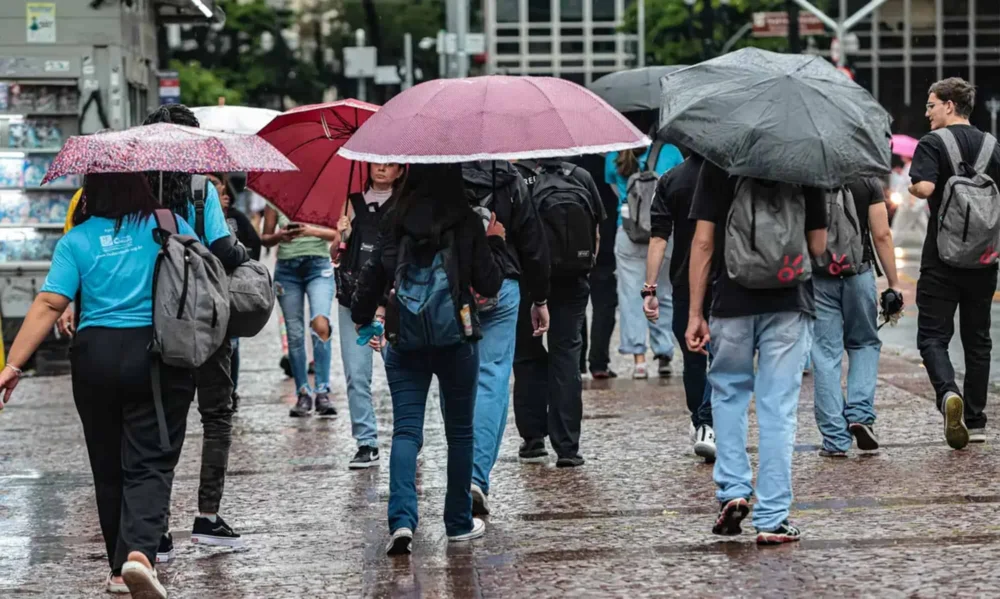 Inmet emite alerta vermelho para dia das eleições