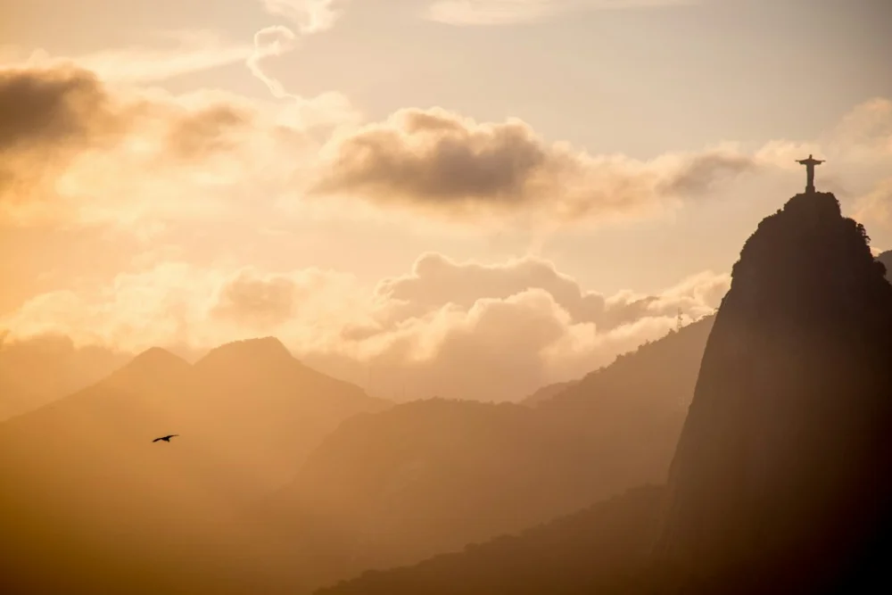 Leão XIV retoma audiências após cirurgia no pulmão e mantém viagem à América do Sul