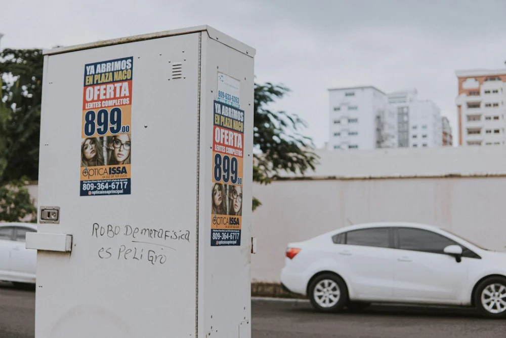 Meta nega favorecer Flávio Bolsonaro após TSE exigir tratamento igual a Lula