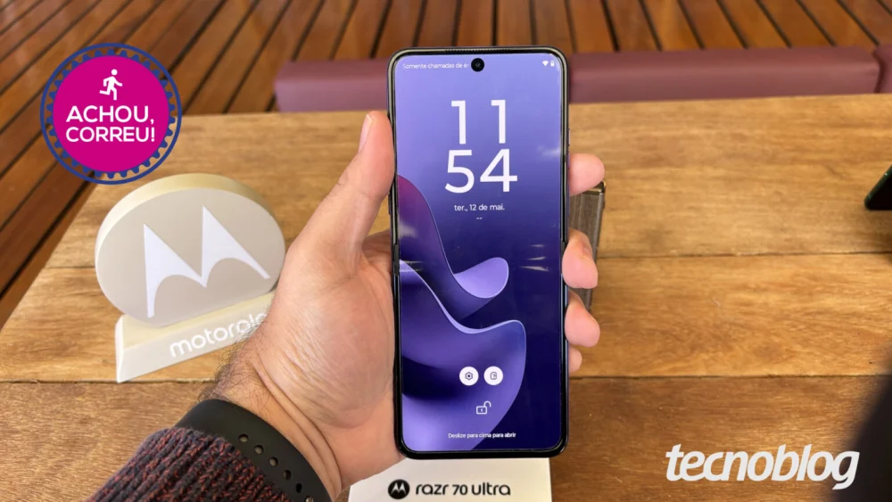 Motorola Razr 70 Ultra não é barato, mas atinge 45% OFF nessa oferta