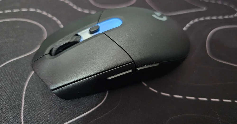 Mouse Logitech G305 X Superlight combina útil ao agradável com design leve e versatilidade