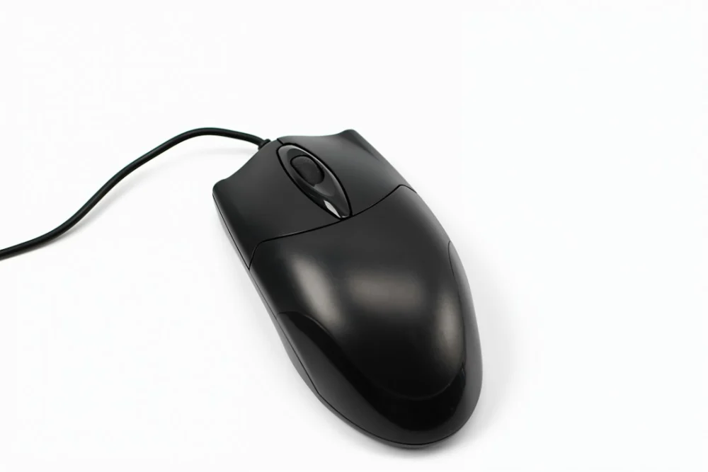 Mouse ergonômico realmente alivia dores? Estudo com quase 2.500 pessoas revela resultado surpreendente