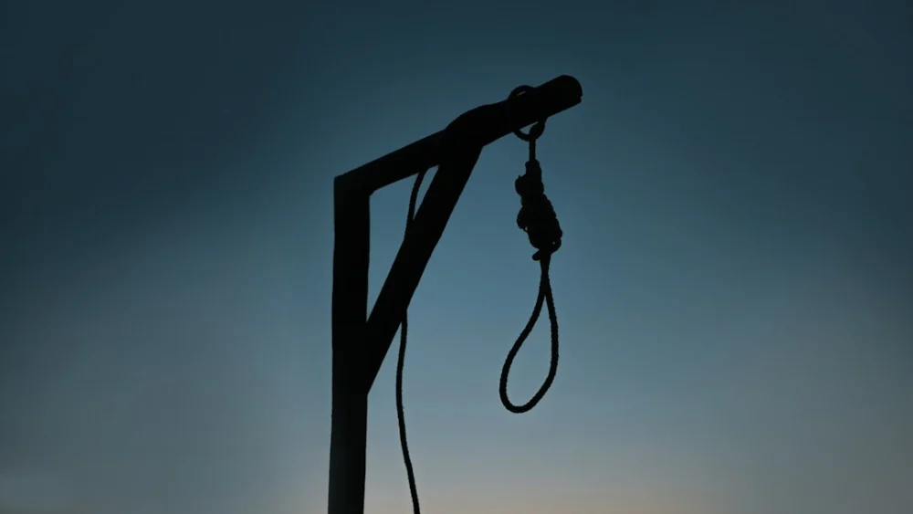 O exercício de 30 segundos que pode ajudar a fortalecer a pegada e trabalhar os ombros