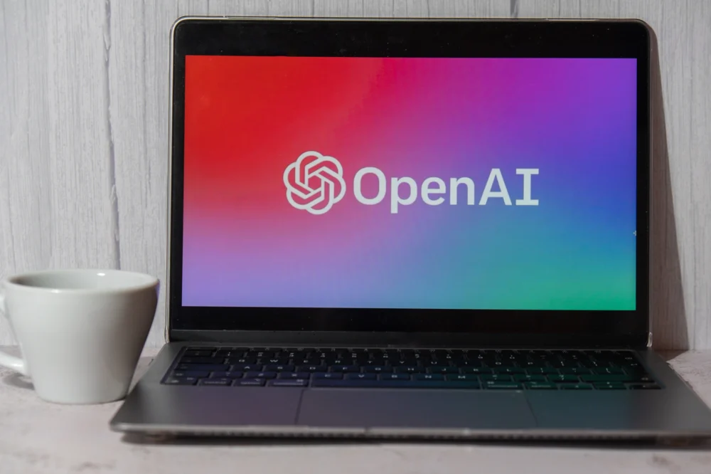OpenAI demite pesquisadores após vazamento de informações restritas