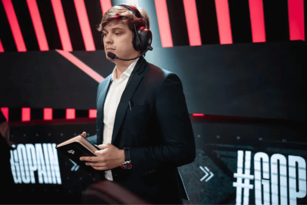 Por que alguns talentos do LOL não chegam ao topo? Dionrray aponta falhas na formação de jogadores no Brasil