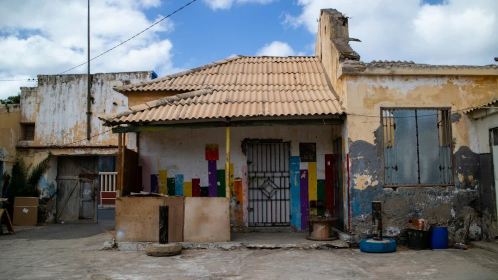 Por que vemos nossa própria casa de maneira diferente minutos antes de receber uma visita