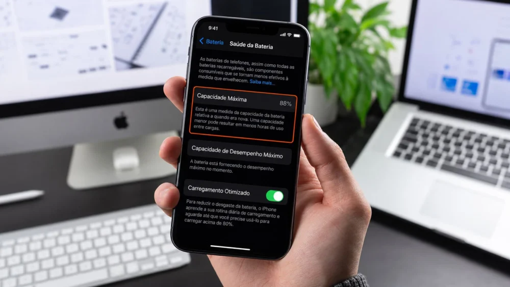 Quando trocar a bateria do iPhone e onde fazer o serviço no Brasil